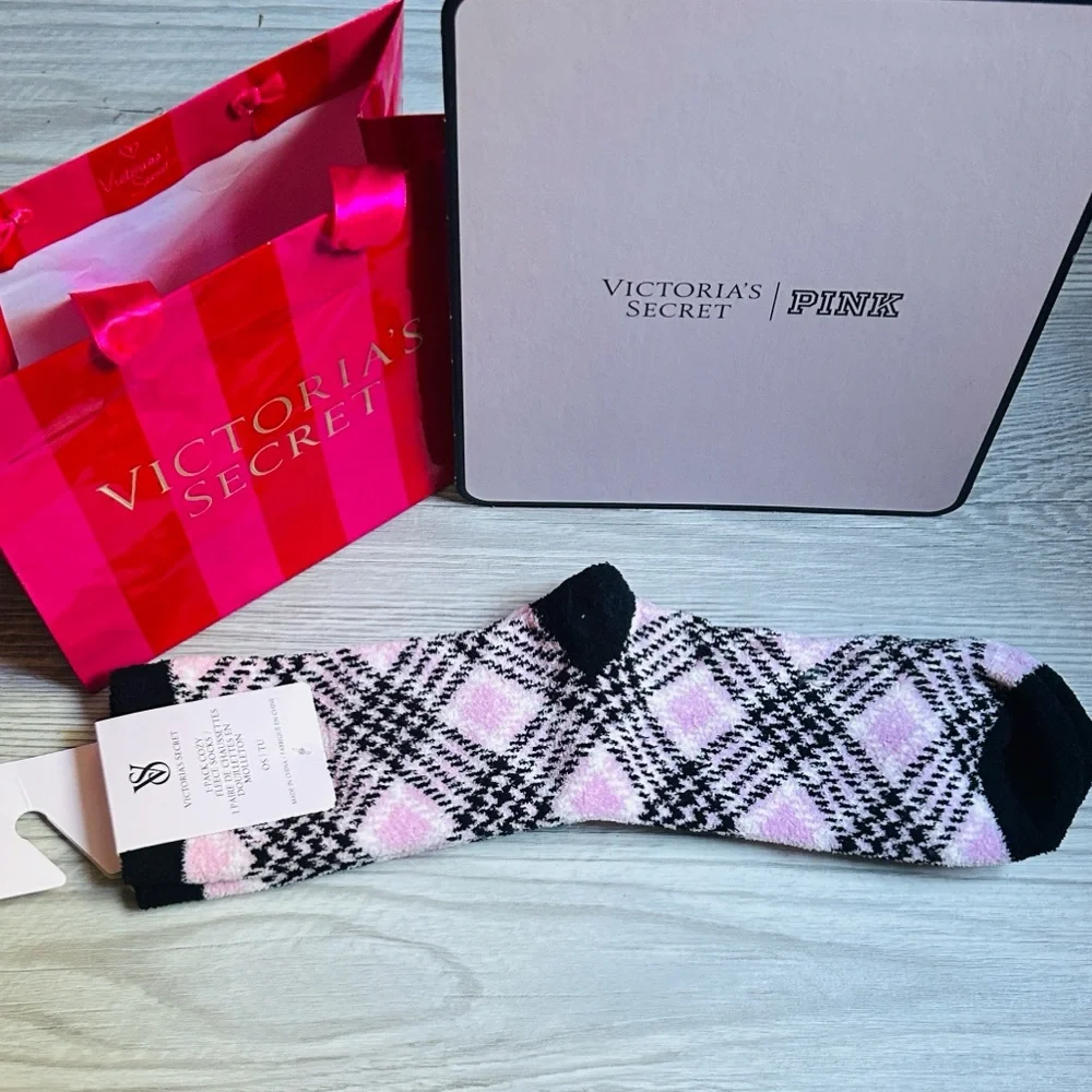 💕 Plaid Cozy Fleece Socks Victoria Secret One Size NWT